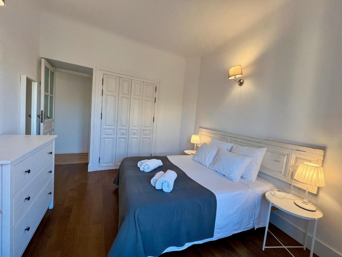 Clocktower Malaga Apartment Exterior photo