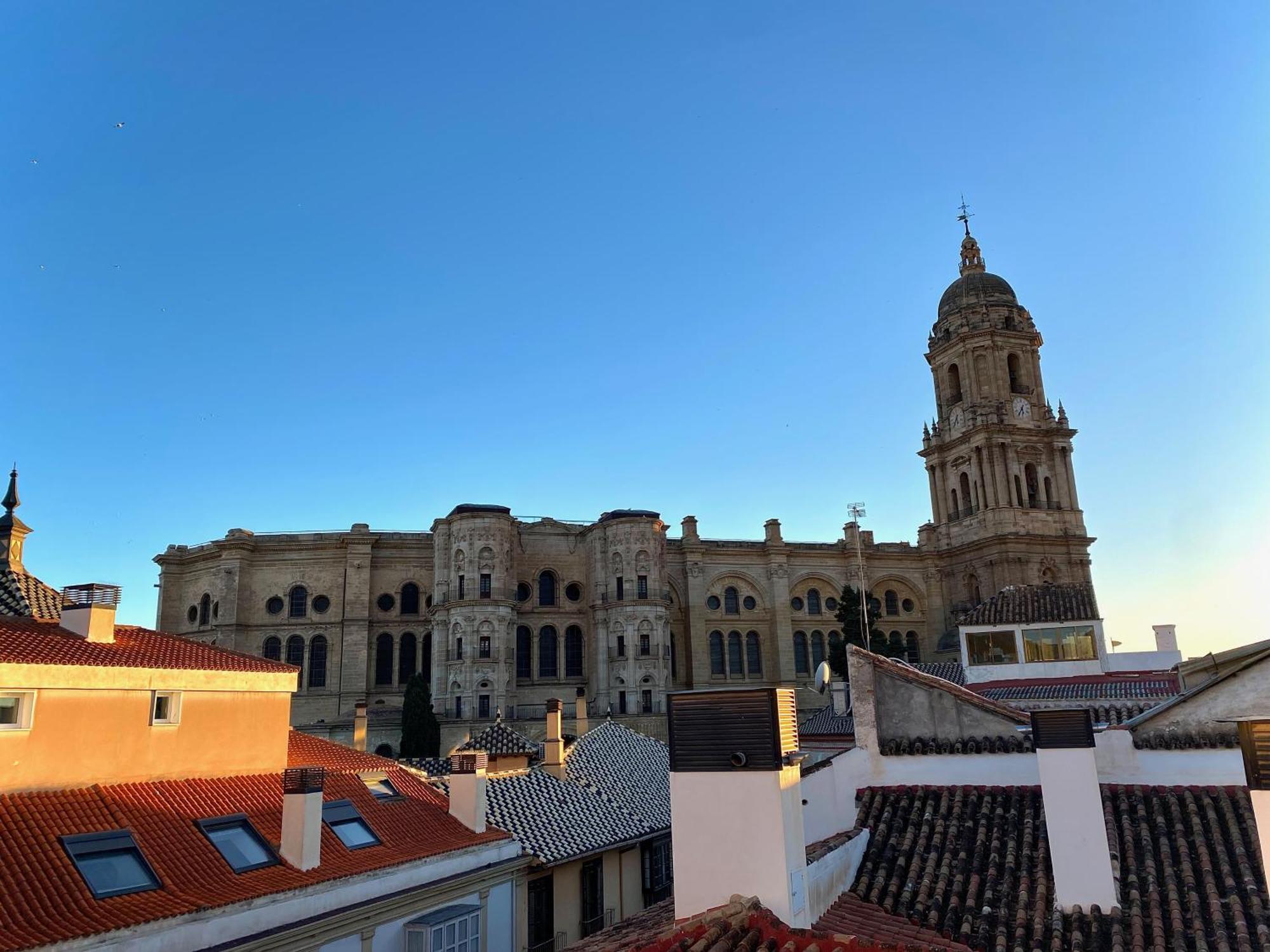 Clocktower Malaga Apartment Exterior photo