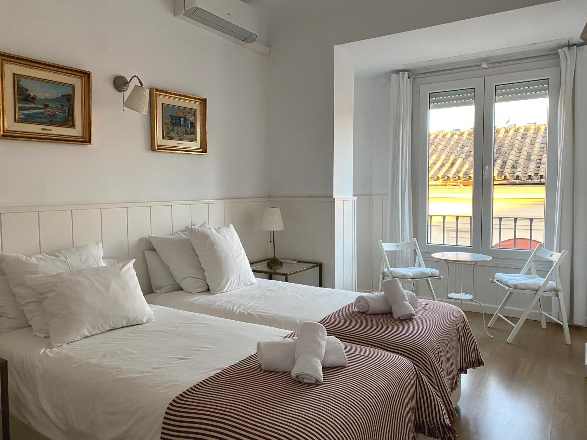 Clocktower Malaga Apartment Exterior photo