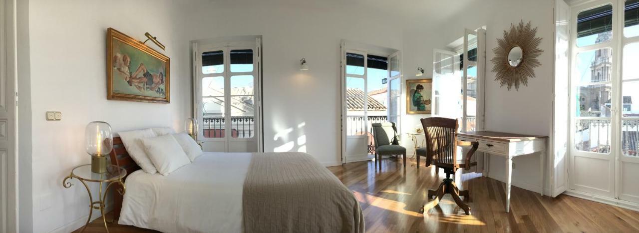 Clocktower Malaga Apartment Exterior photo