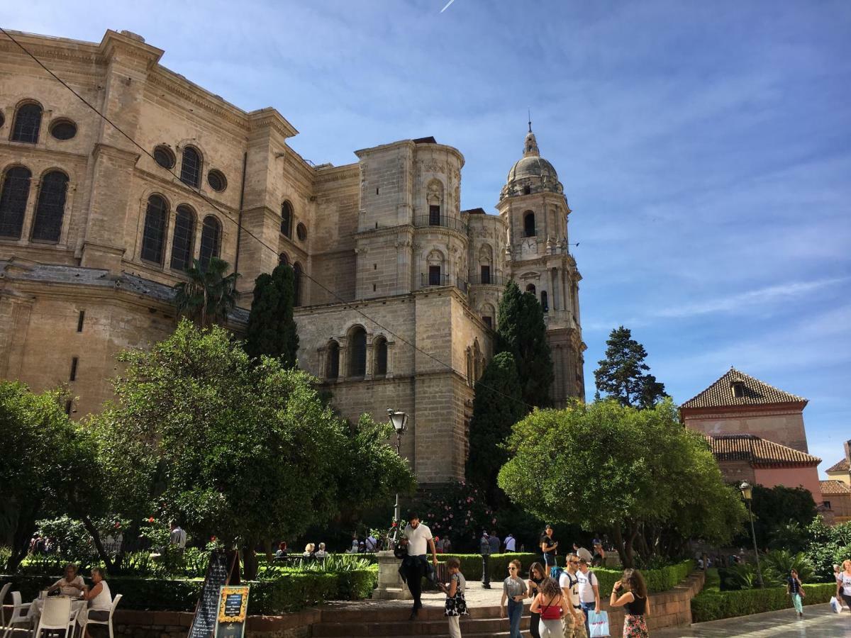 Clocktower Malaga Apartment Exterior photo